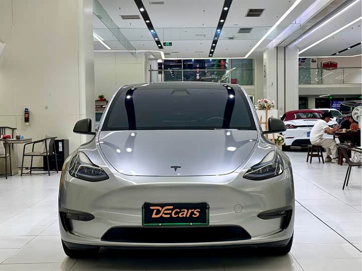 Model Y 2024 Performance - zdjęcie 18