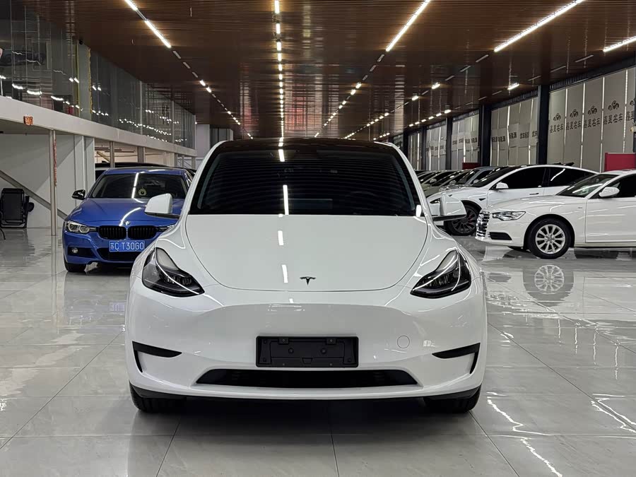 Model Y 2024 RWD - zdjęcie 2