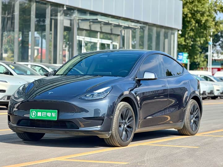 Model Y 2024 RWD - zdjęcie 11