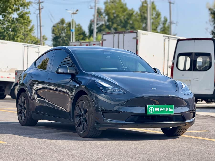 Model Y 2024 RWD - zdjęcie 3