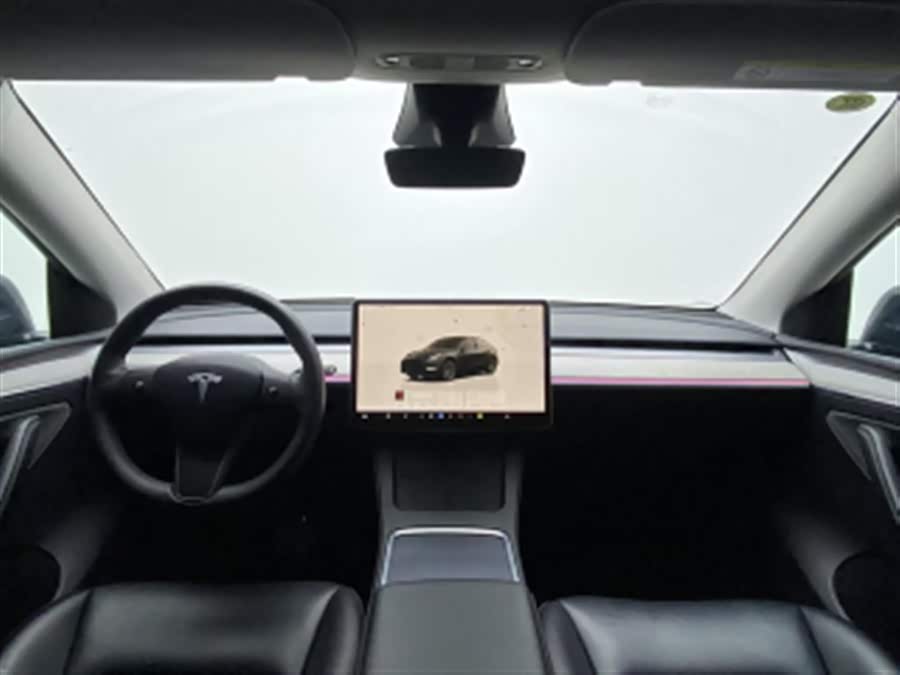 Model Y 2024 RWD - zdjęcie 4