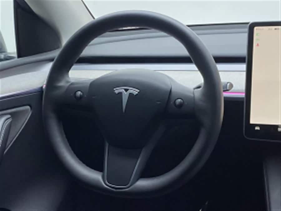 Model Y 2024 RWD - zdjęcie 6