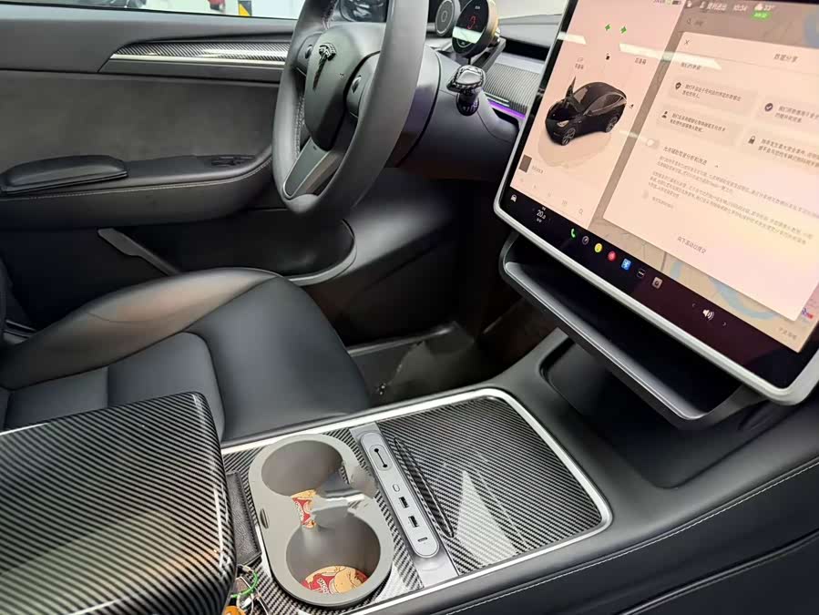 Model Y 2024 RWD - zdjęcie 8