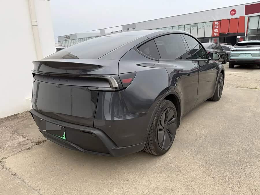 Model Y 2025 RWD First Edition - zdjęcie 4