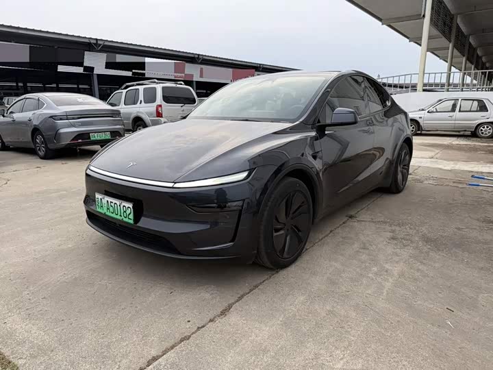 Model Y 2025 RWD First Edition - zdjęcie 6