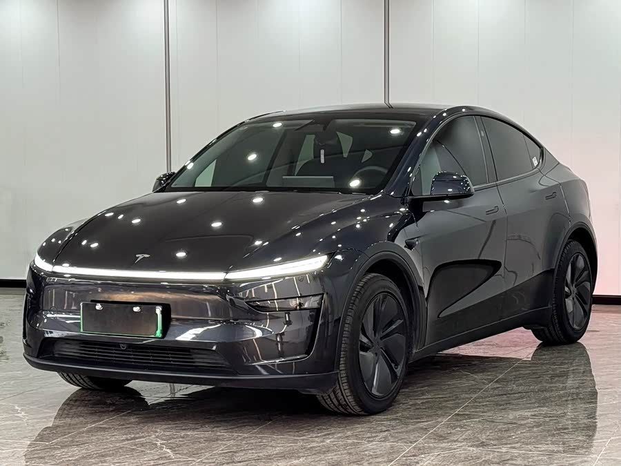 Model Y 2025 RWD - zdjęcie 1