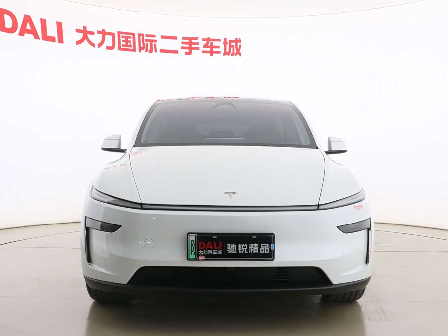 Model Y 2025 RWD - zdjęcie 2