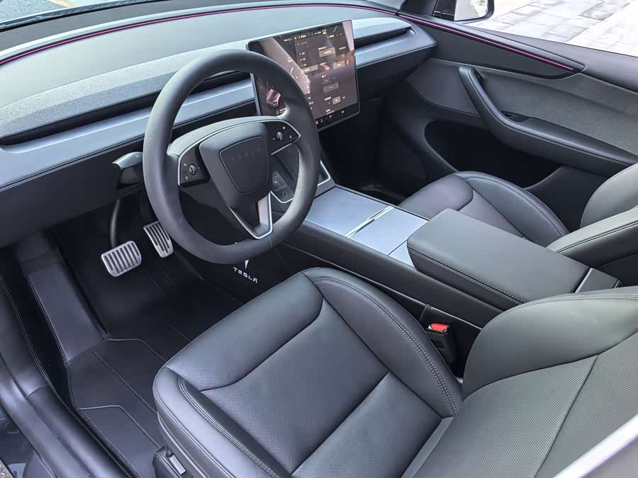 Model Y 2025 RWD - zdjęcie 16