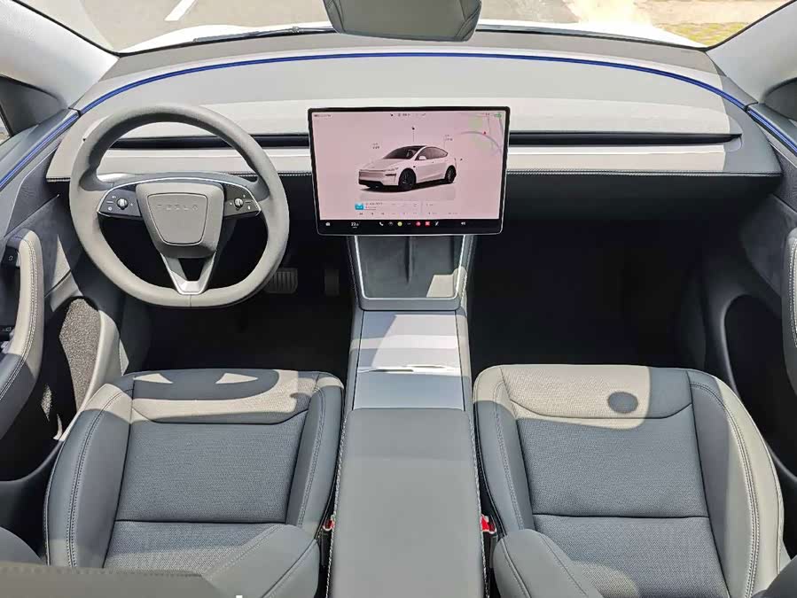 Model Y 2025 RWD - zdjęcie 20