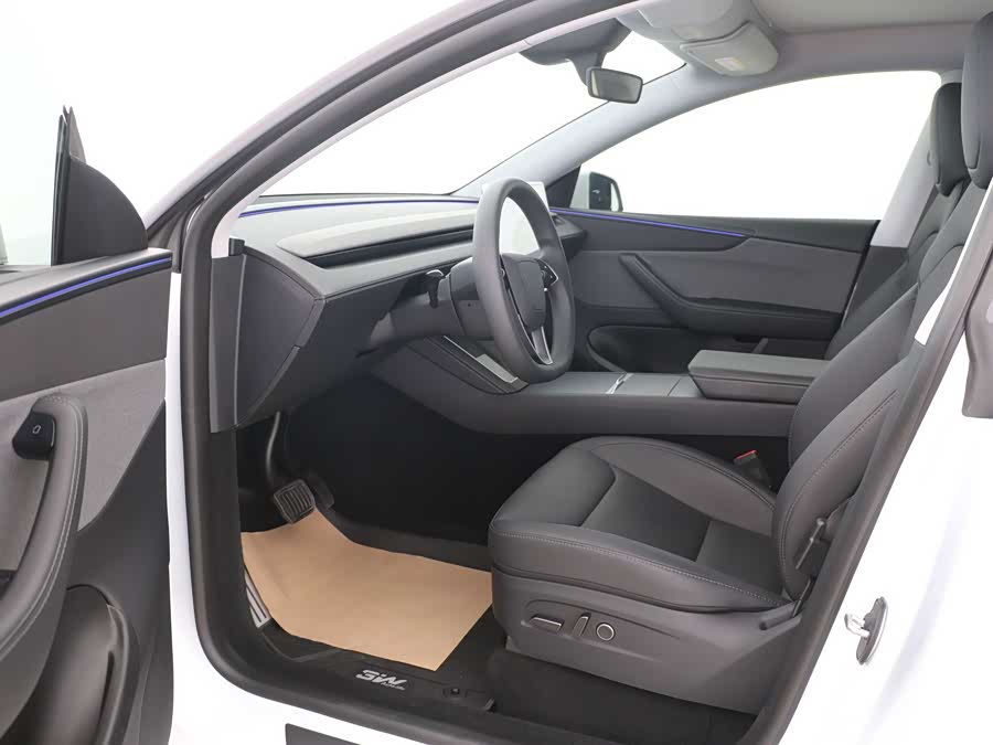 Model Y 2025 RWD - zdjęcie 4