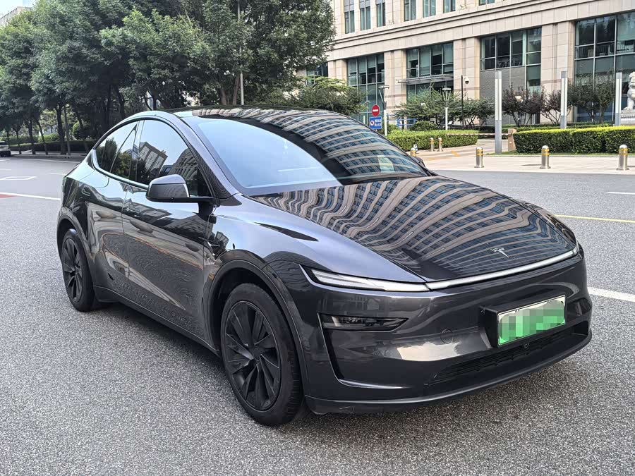 Model Y 2025 RWD - zdjęcie 6