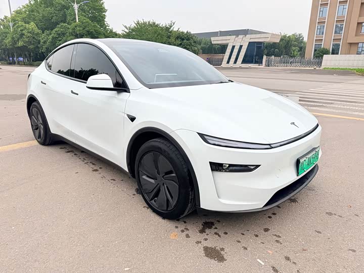 Model Y 2026 Rear Wheel Drive - zdjęcie 12