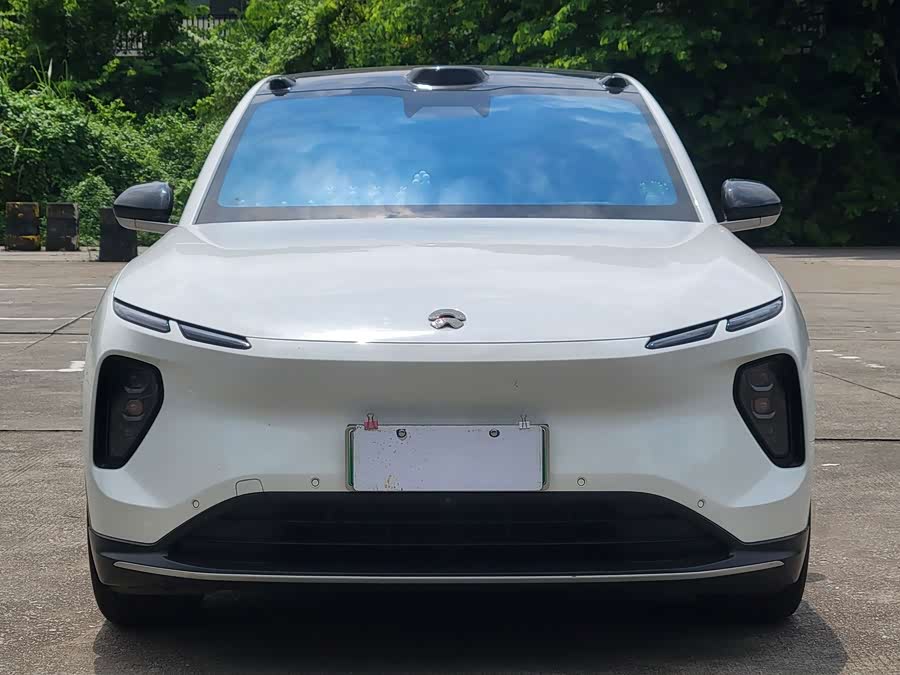 NIO EC6 2024 75kWh - zdjęcie 2
