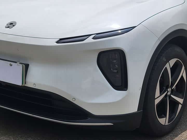 NIO EC6 2024 75kWh - zdjęcie 13