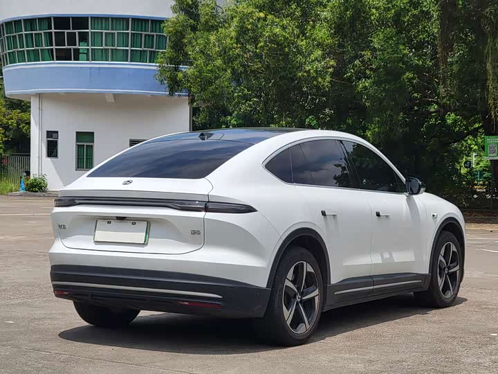 NIO EC6 2024 75kWh - zdjęcie 16