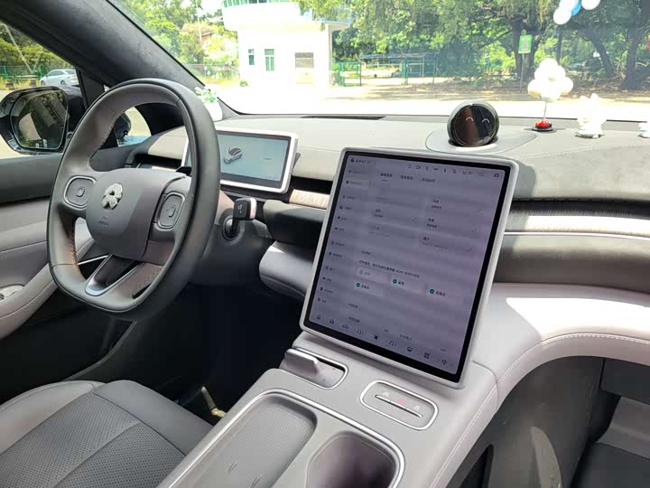 NIO EC6 2024 75kWh - zdjęcie 19