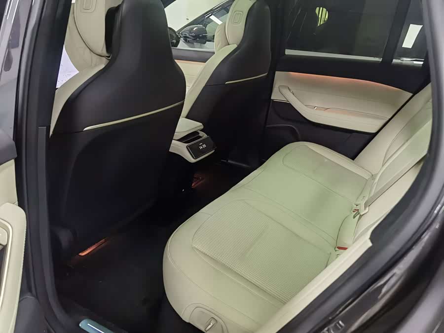 NIO ES6 2023 75kWh - zdjęcie 4