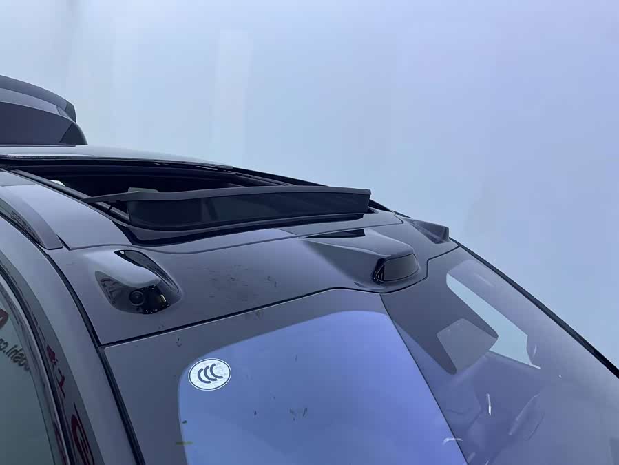 NIO ES8 2023 100kWh Signature Edition - zdjęcie 10