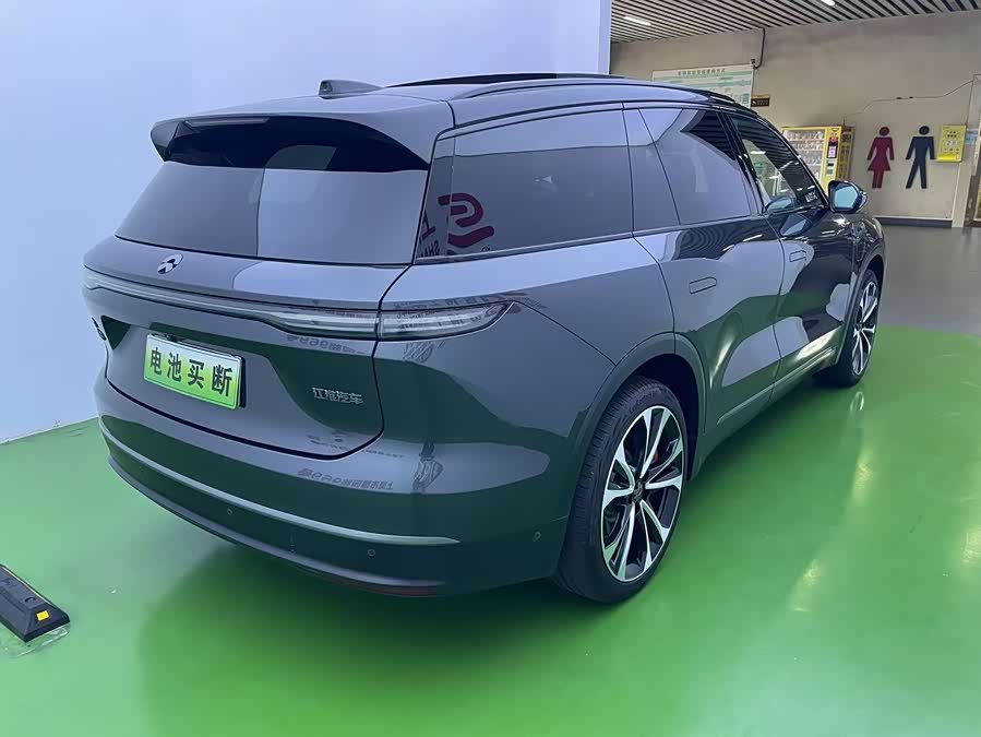 NIO ES8 2023 100kWh Signature Edition - zdjęcie 16