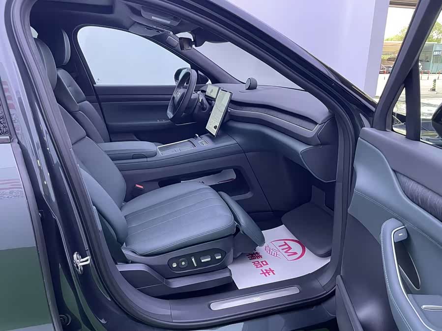NIO ES8 2023 100kWh Signature Edition - zdjęcie 7