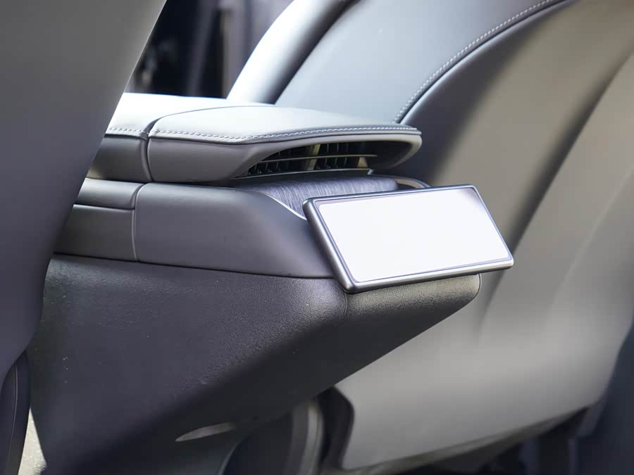 NIO ES8 2024 75kWh - zdjęcie 11