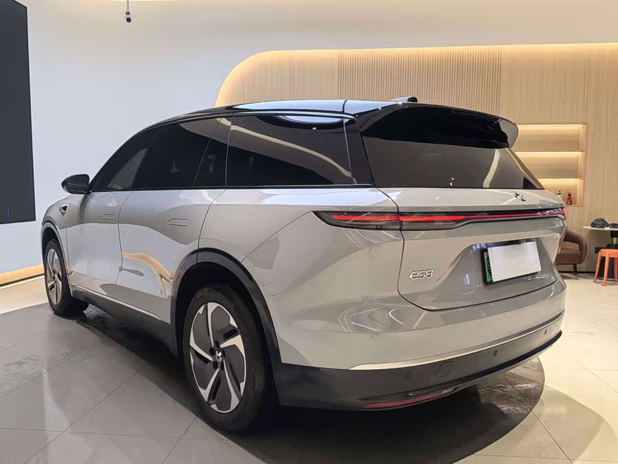 NIO ES8 2024 75kWh - zdjęcie 4