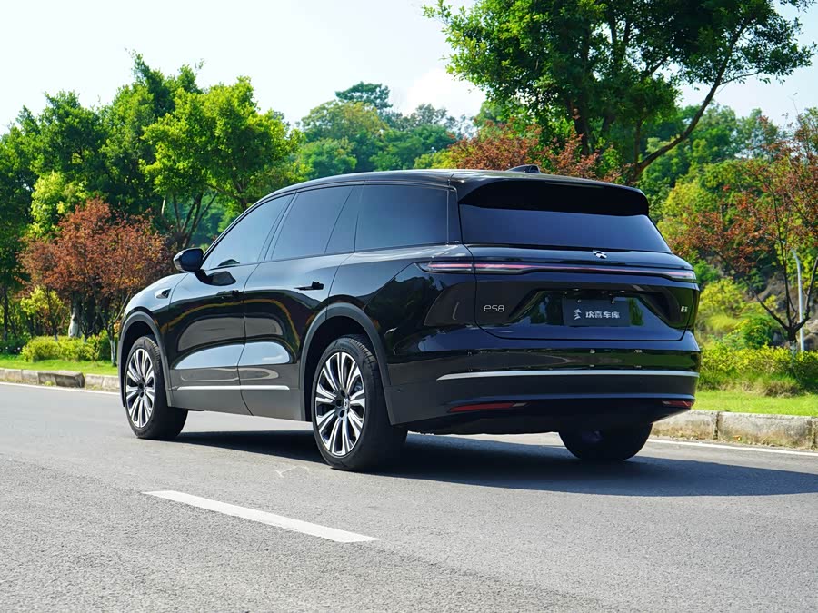 NIO ES8 2024 75kWh - zdjęcie 4