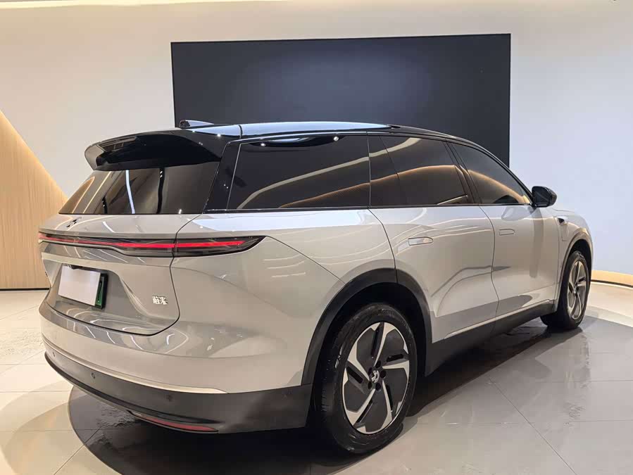 NIO ES8 2024 75kWh - zdjęcie 6