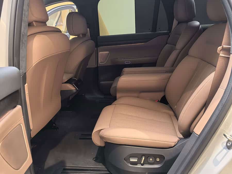 NIO ES8 2024 75kWh - zdjęcie 10