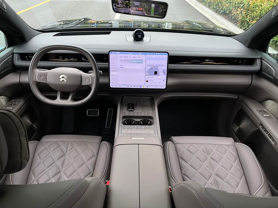 NIO ES8 2026 6-Seater Executive Luxury - zdjęcie 17