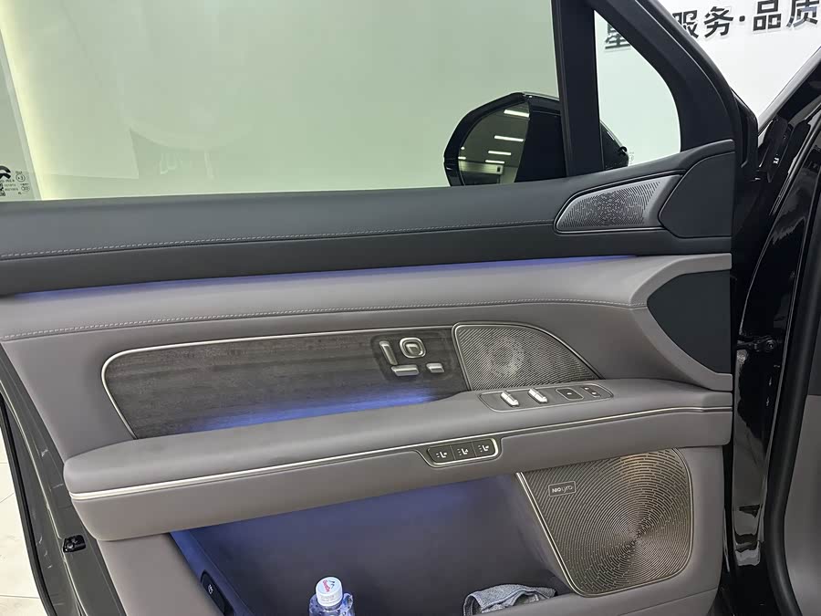 NIO ES8 2026 6-Seater Executive Luxury - zdjęcie 20