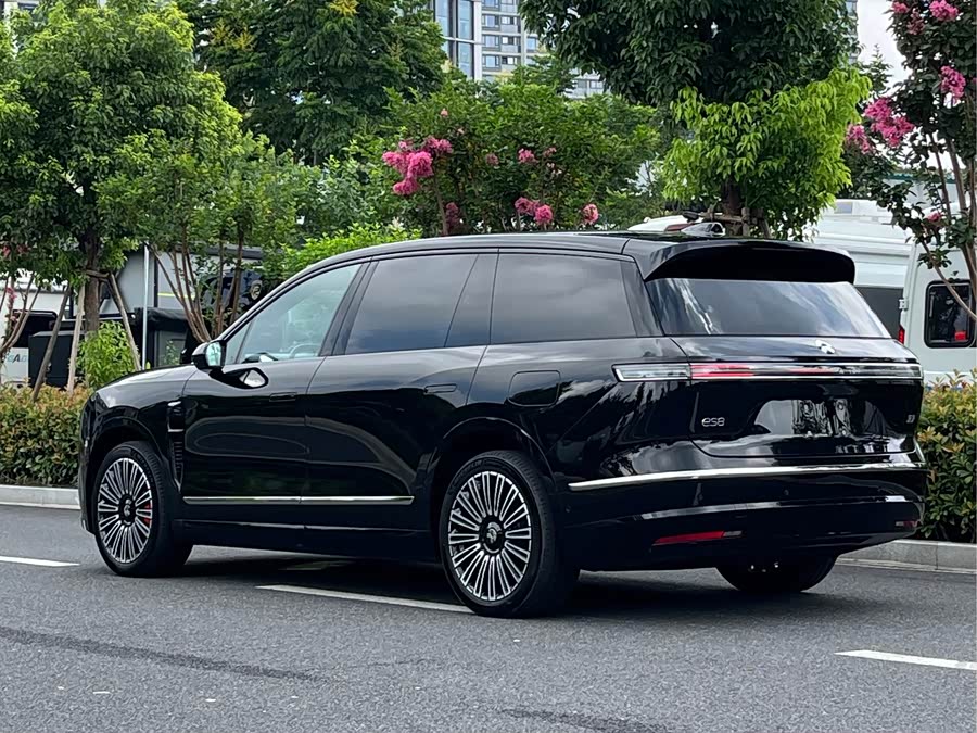 NIO ES8 2026 6-Seater Executive Luxury - zdjęcie 4