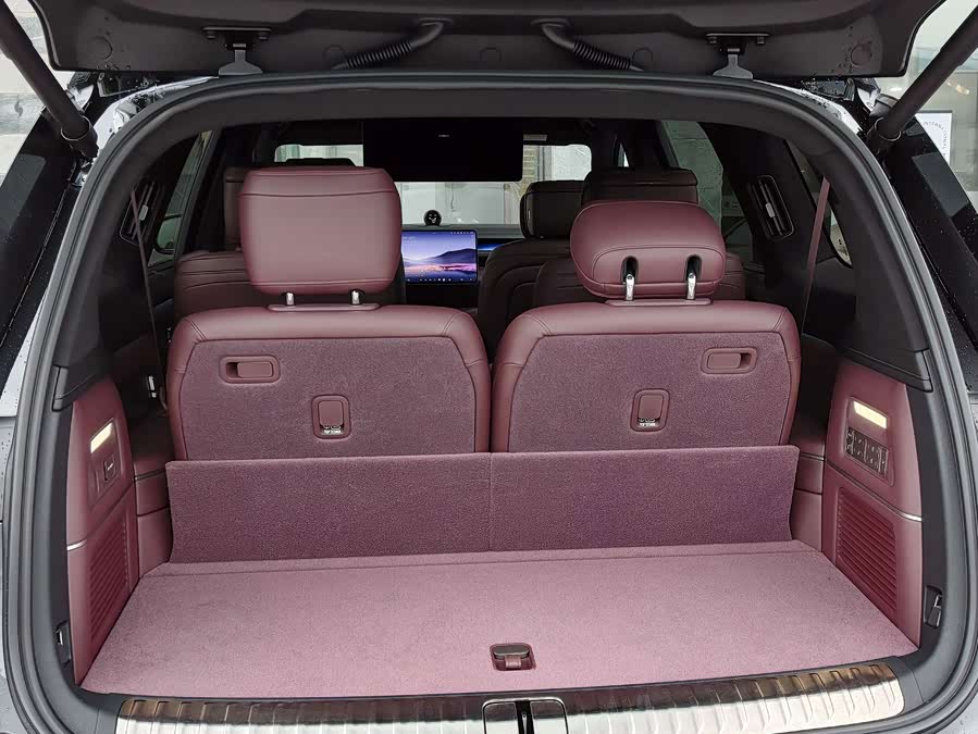 NIO ES8 2026 Six-seat Executive Signature Edition - zdjęcie 11