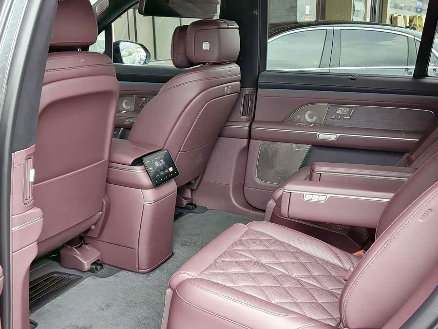 NIO ES8 2026 Six-seat Executive Signature Edition - zdjęcie 7