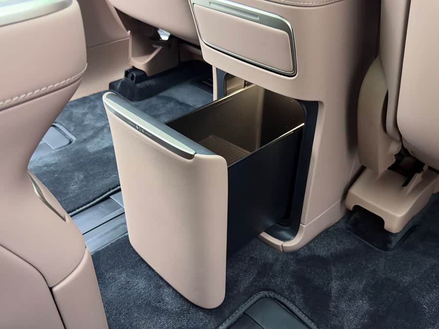 NIO ES9 2026 102kWh Executive Island Luxury - zdjęcie 19