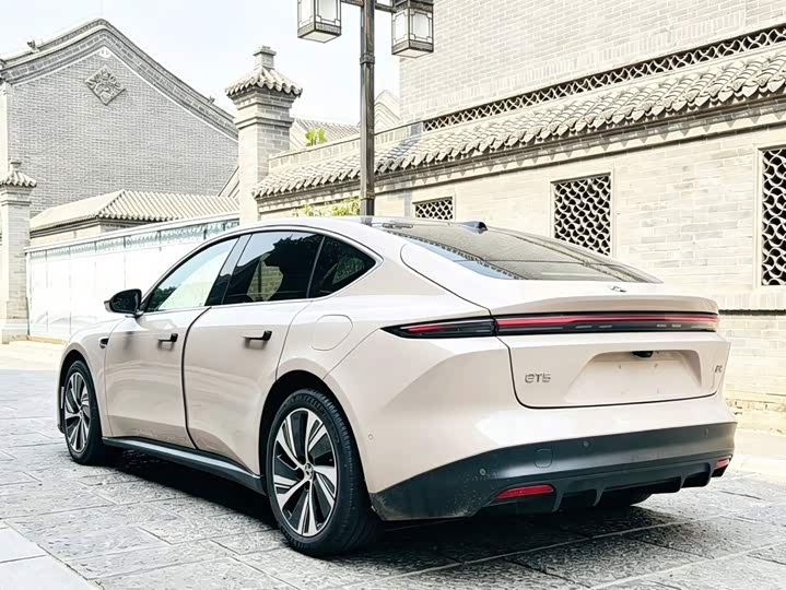 NIO ET5 2024 75kWh - zdjęcie 16
