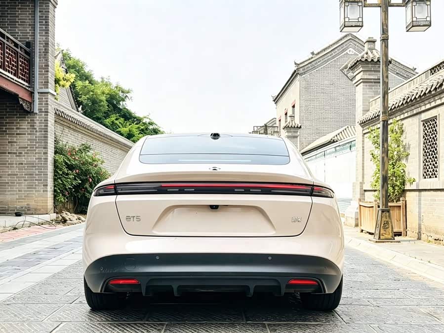 NIO ET5 2024 75kWh - zdjęcie 8