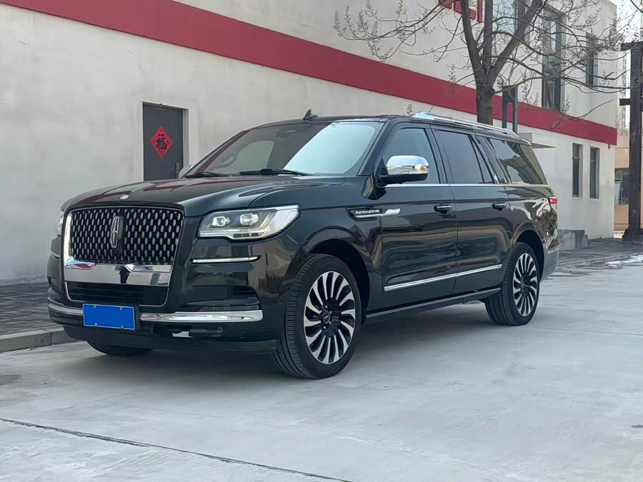 Navigator 2022 3.5T Long Wheelbase President - zdjęcie 1