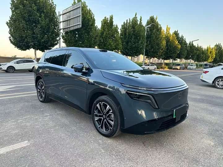 Nissan NX8 2026 650 Max - zdjęcie 12