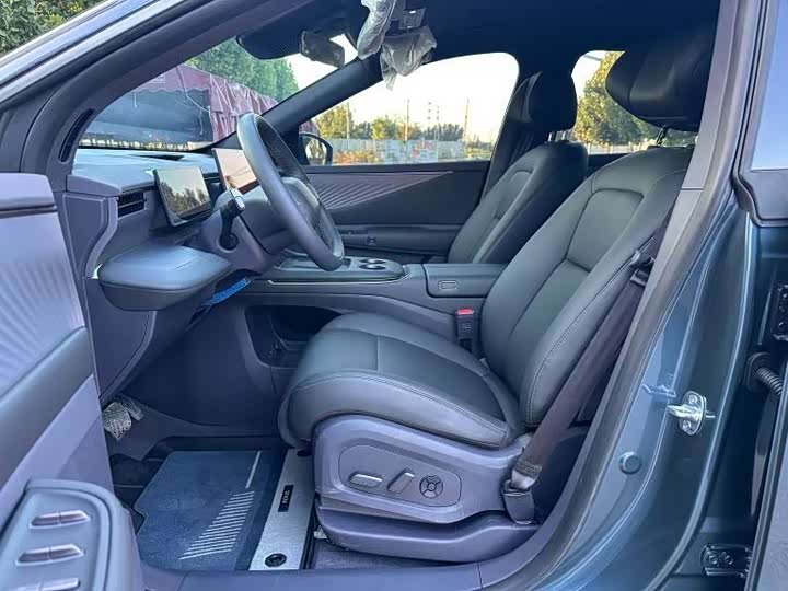 Nissan NX8 2026 650 Max - zdjęcie 13