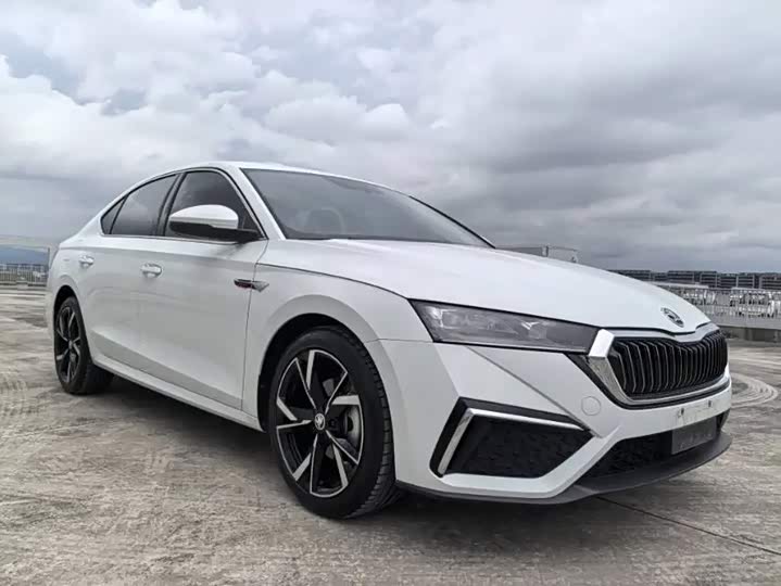 Octavia 2023 Pro TSI280 Luxury - zdjęcie 15