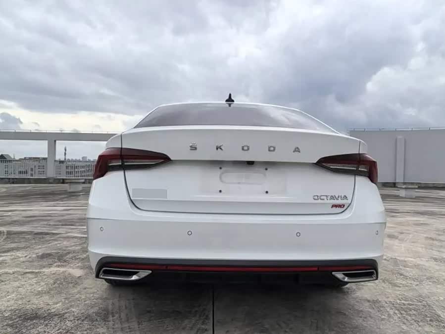 Octavia 2023 Pro TSI280 Luxury - zdjęcie 4
