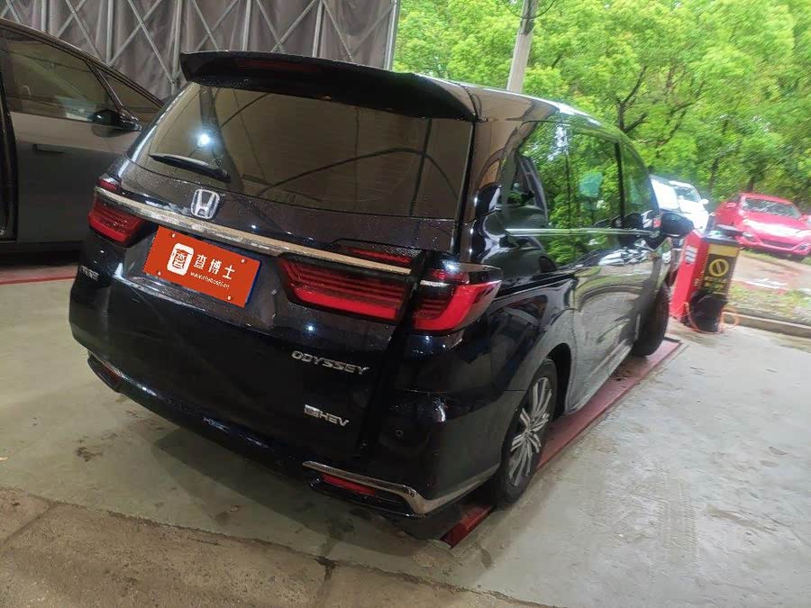 Odyssey 2.0L e:HEV Sharp Enjoy - zdjęcie 13