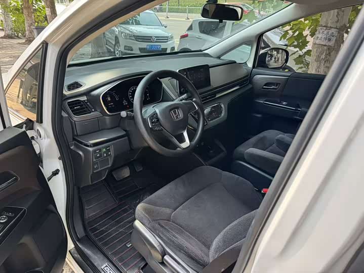 Odyssey 2024 2.0L e:HEV Sharp Enjoy Edition - zdjęcie 11