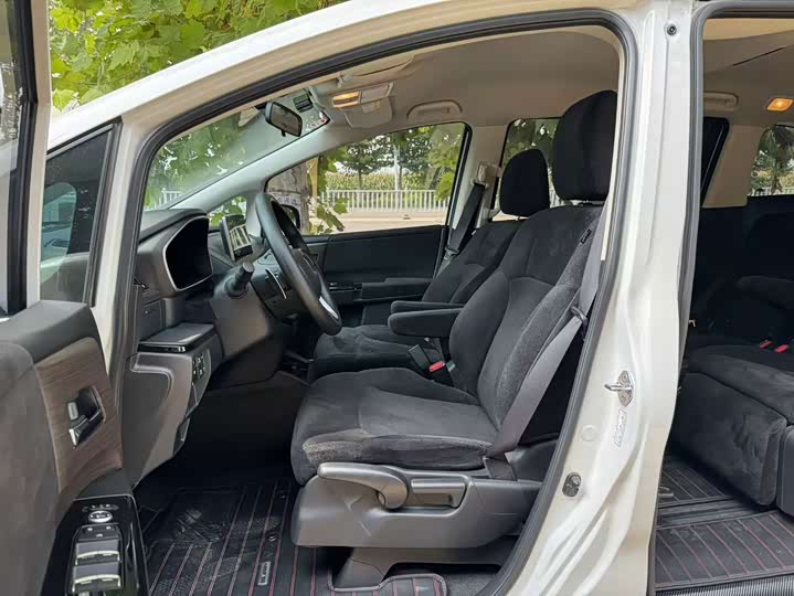 Odyssey 2024 2.0L e:HEV Sharp Enjoy Edition - zdjęcie 16