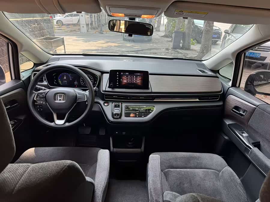 Odyssey 2024 2.0L e:HEV Sharp Enjoy Edition - zdjęcie 6
