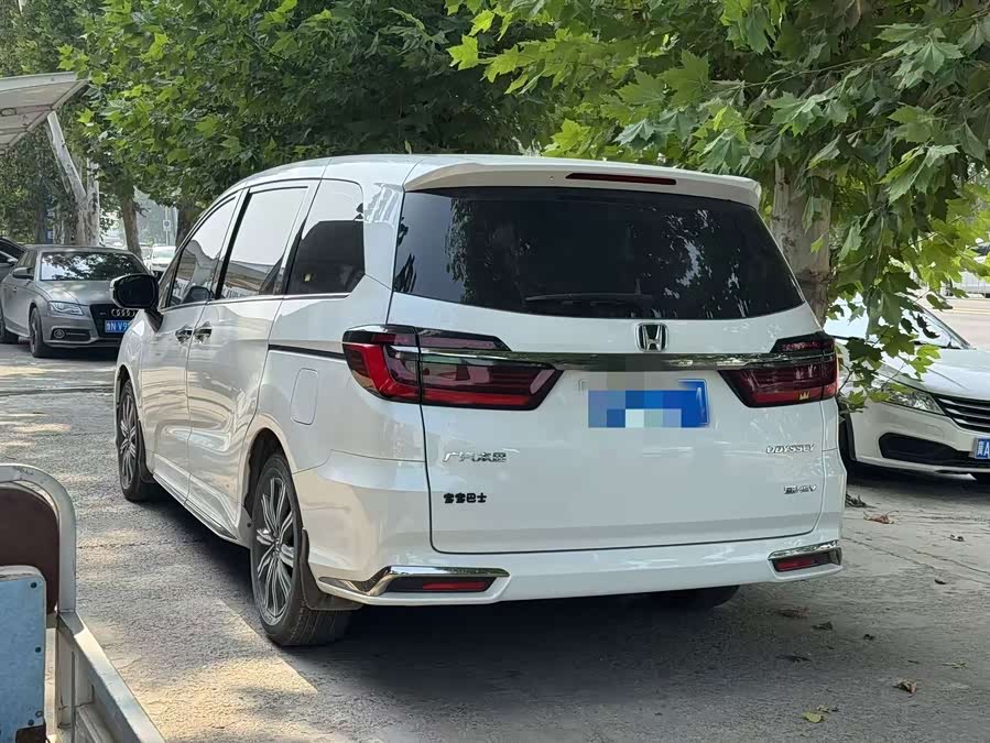 Odyssey 2024 2.0L e:HEV Sharp Enjoy Edition - zdjęcie 9