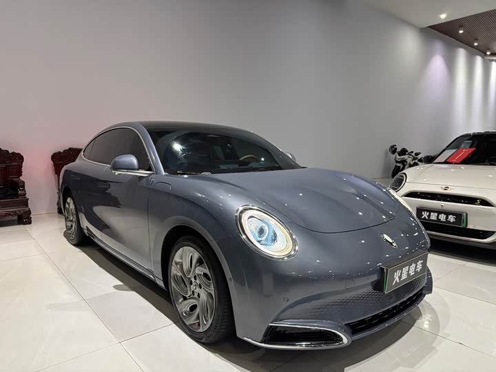 Ora Lightning Cat 555km Premium - zdjęcie 15
