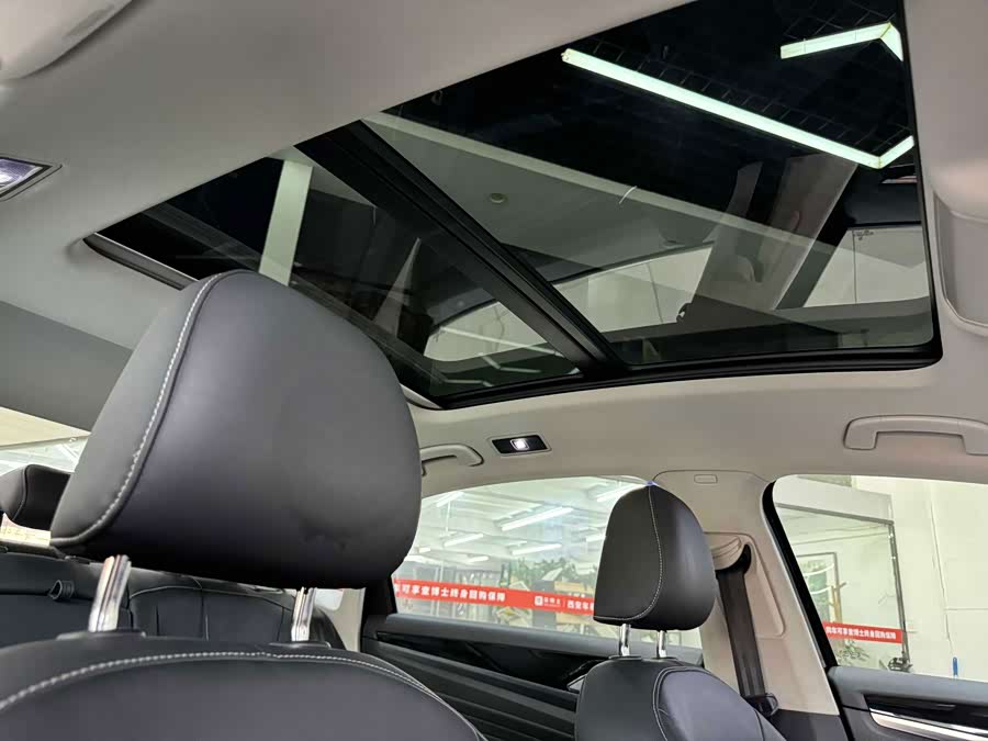 Passat 2023 330TSI Elite Edition - zdjęcie 10