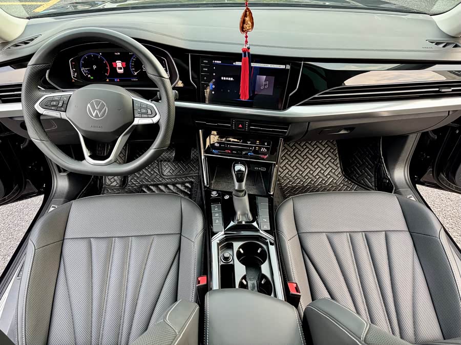 Passat 2025 380TSI Starry Dragon Edition - zdjęcie 14